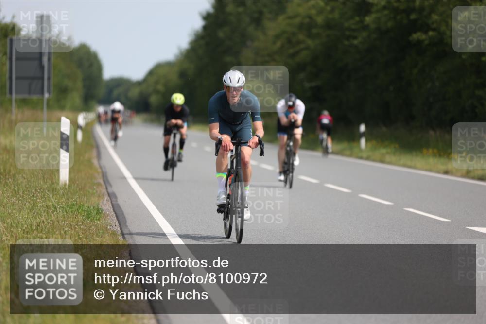 22.06.2025 - Viking Triathlon Yannick Fuchs http://msf.ph/oto/8100972 22.06.2025 11:25:28 Radfahren 9, 90, 185, 195, 198, 228, 384, 390, 401, 500, 534 meine-sportfotos.de