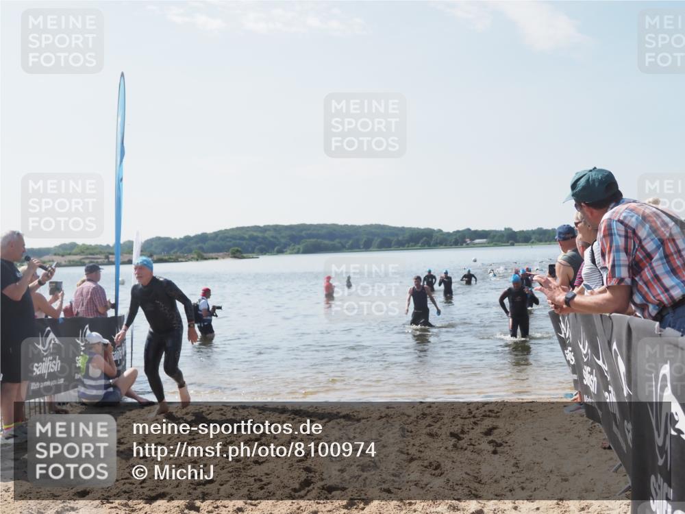 22.06.2025 - Viking Triathlon MichiJ http://msf.ph/oto/8100974 22.06.2025 10:45:10 Schwimmen 39, 68, 346, 493, 503 meine-sportfotos.de