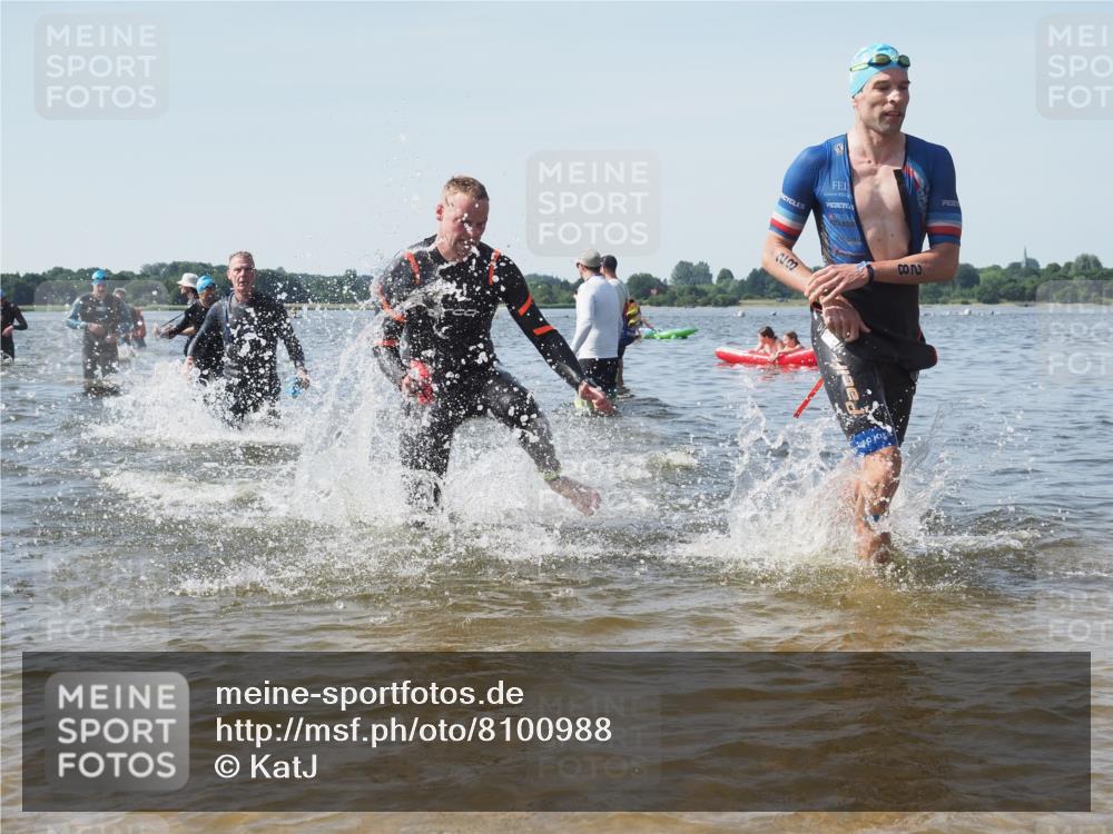 22.06.2025 - Viking Triathlon KatJ http://msf.ph/oto/8100988 22.06.2025 10:33:27 Schwimmen 28, 38, 300, 382, 522, 524, 608 meine-sportfotos.de