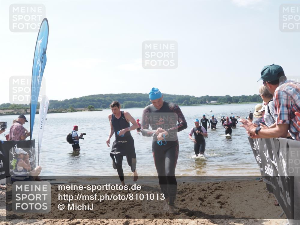 22.06.2025 - Viking Triathlon MichiJ http://msf.ph/oto/8101013 22.06.2025 10:45:19 Schwimmen 68, 102, 108, 346, 503, 605 meine-sportfotos.de
