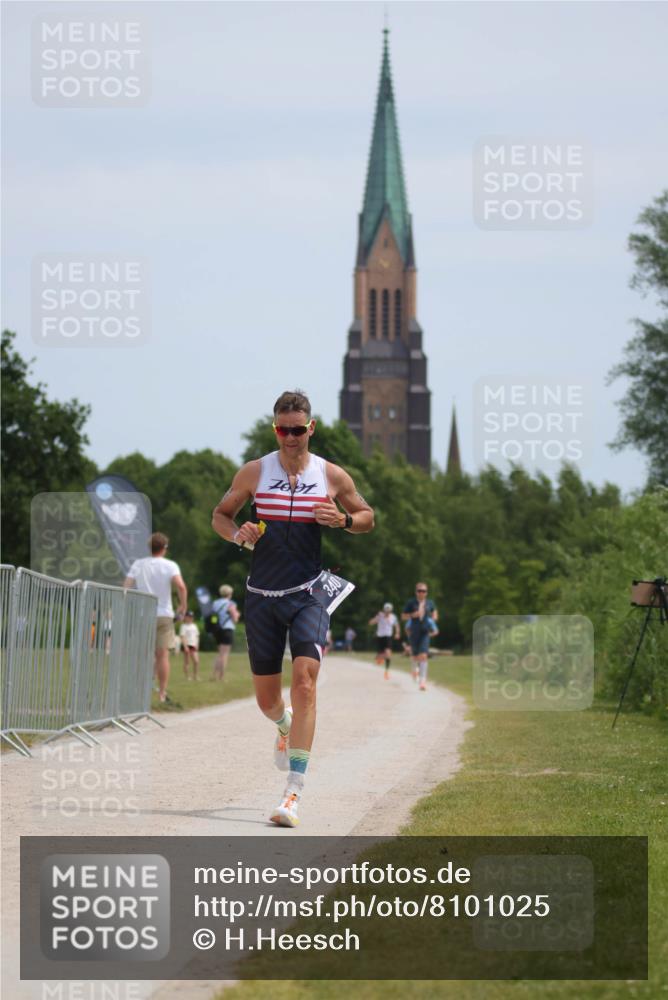 22.06.2025 - Viking Triathlon H.Heesch http://msf.ph/oto/8101025 22.06.2025 12:54:57 Laufen 340, 444 meine-sportfotos.de