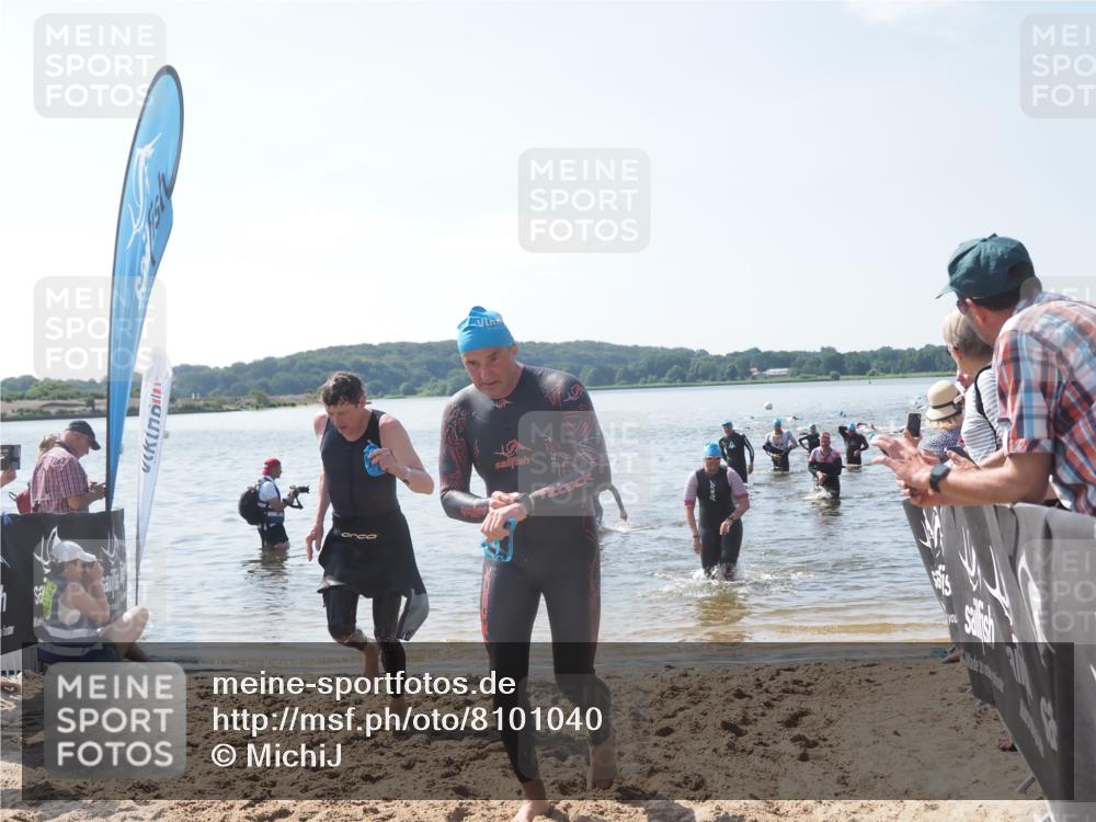22.06.2025 - Viking Triathlon MichiJ http://msf.ph/oto/8101040 22.06.2025 10:45:20 Schwimmen 68, 102, 108, 346, 503, 605 meine-sportfotos.de