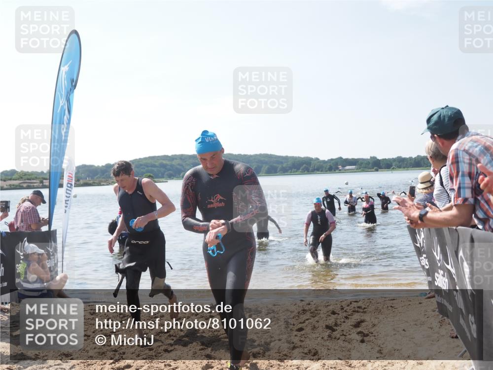 22.06.2025 - Viking Triathlon MichiJ http://msf.ph/oto/8101062 22.06.2025 10:45:20 Schwimmen 68, 102, 108, 346, 503, 605 meine-sportfotos.de