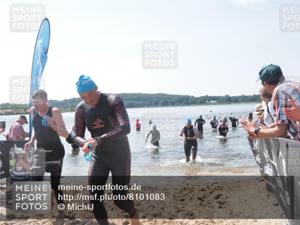 22.06.2025 - Viking Triathlon MichiJ http://msf.ph/oto/8101083 22.06.2025 10:45:21 Schwimmen 68, 102, 108, 346, 503, 605 meine-sportfotos.de
