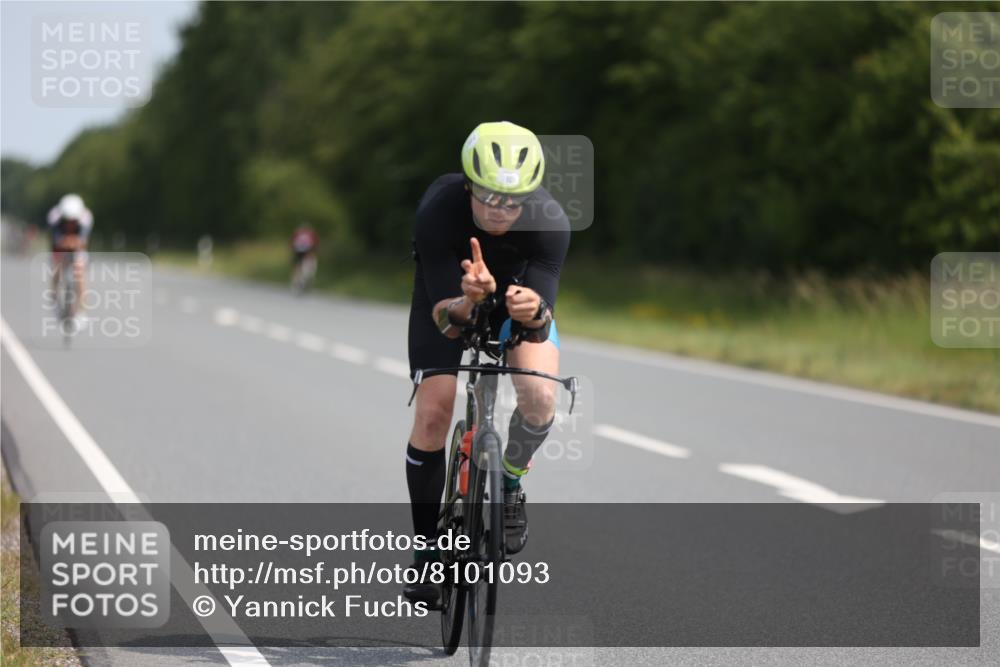 22.06.2025 - Viking Triathlon Yannick Fuchs http://msf.ph/oto/8101093 22.06.2025 11:25:32 Radfahren 9, 90, 185, 195, 198, 228, 286, 384, 390, 401, 500, 534 meine-sportfotos.de