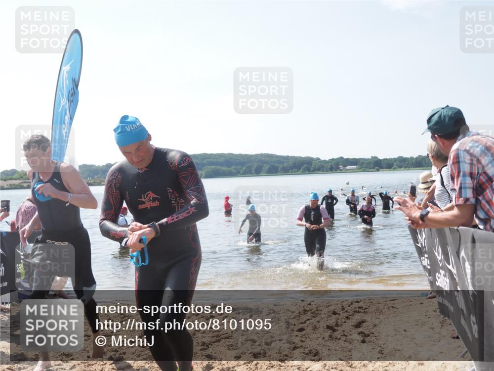 22.06.2025 - Viking Triathlon MichiJ http://msf.ph/oto/8101095 22.06.2025 10:45:21 Schwimmen 68, 102, 108, 346, 503, 605 meine-sportfotos.de
