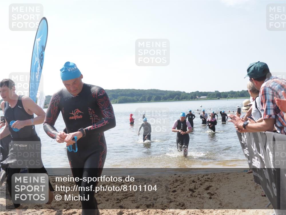22.06.2025 - Viking Triathlon MichiJ http://msf.ph/oto/8101104 22.06.2025 10:45:21 Schwimmen 68, 102, 108, 346, 503, 605 meine-sportfotos.de