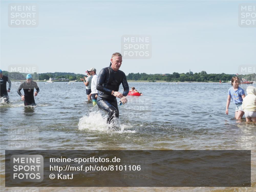22.06.2025 - Viking Triathlon KatJ http://msf.ph/oto/8101106 22.06.2025 10:33:31 Schwimmen 28, 38, 255, 300, 304, 348, 382, 457, 522, 524, 608 meine-sportfotos.de