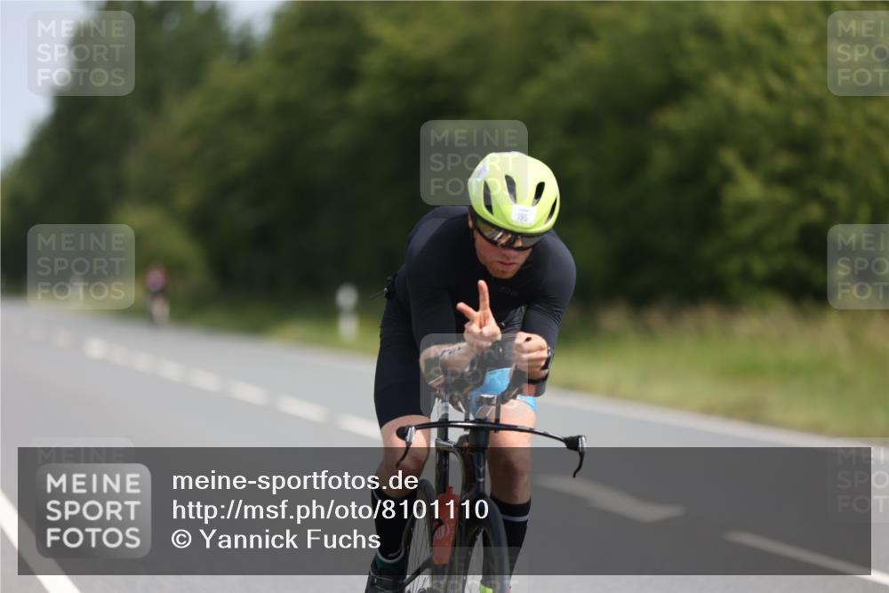 22.06.2025 - Viking Triathlon Yannick Fuchs http://msf.ph/oto/8101110 22.06.2025 11:25:32 Radfahren 9, 90, 185, 195, 198, 228, 286, 384, 390, 401, 500, 534 meine-sportfotos.de