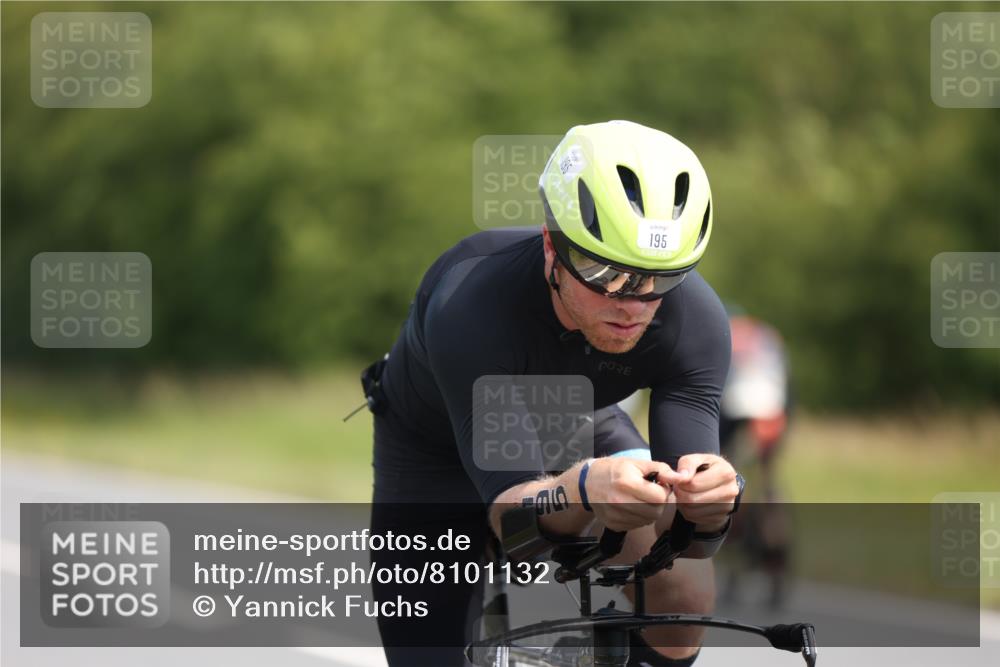 22.06.2025 - Viking Triathlon Yannick Fuchs http://msf.ph/oto/8101132 22.06.2025 11:25:33 Radfahren 9, 90, 185, 195, 198, 286, 384, 390, 401, 500, 534 meine-sportfotos.de