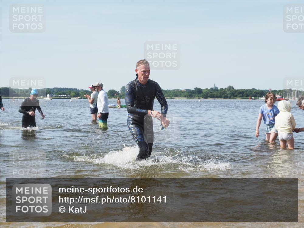 22.06.2025 - Viking Triathlon KatJ http://msf.ph/oto/8101141 22.06.2025 10:33:31 Schwimmen 28, 38, 255, 300, 304, 348, 382, 457, 522, 524, 608 meine-sportfotos.de