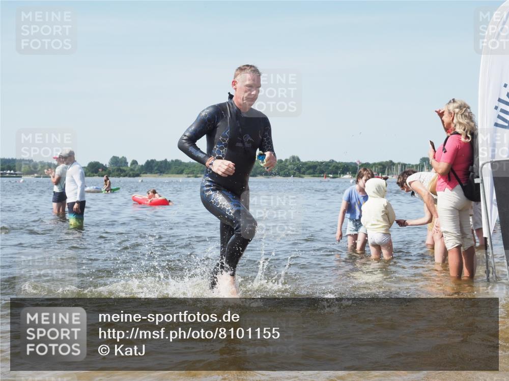 22.06.2025 - Viking Triathlon KatJ http://msf.ph/oto/8101155 22.06.2025 10:33:32 Schwimmen 38, 255, 300, 304, 348, 382, 457, 522, 524 meine-sportfotos.de