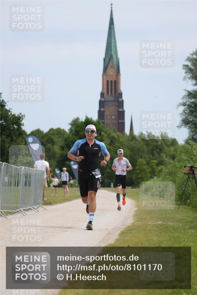 22.06.2025 - Viking Triathlon H.Heesch http://msf.ph/oto/8101170 22.06.2025 12:55:10 Laufen 152, 381, 458 meine-sportfotos.de