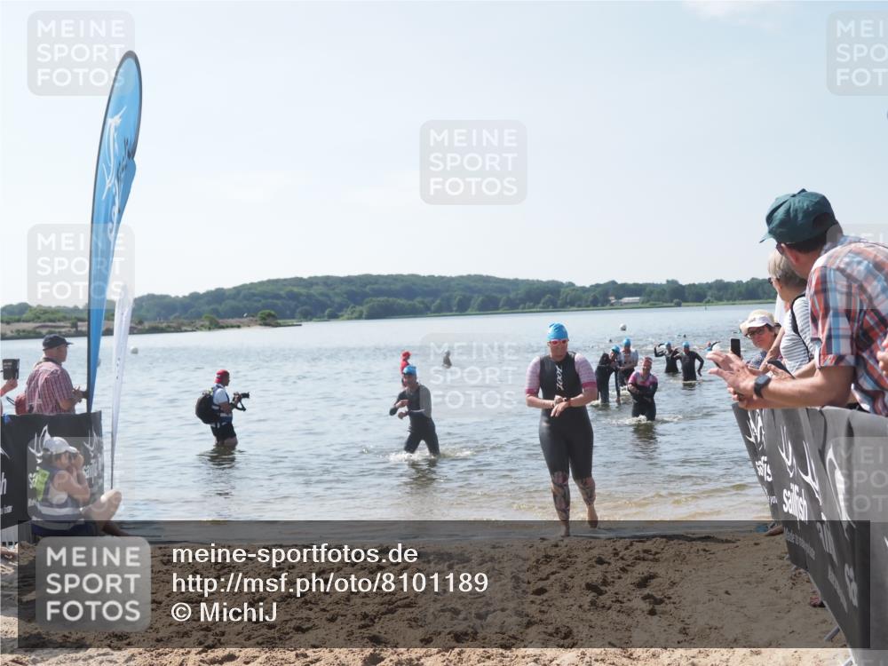 22.06.2025 - Viking Triathlon MichiJ http://msf.ph/oto/8101189 22.06.2025 10:45:23 Schwimmen 68, 102, 108, 503, 605 meine-sportfotos.de