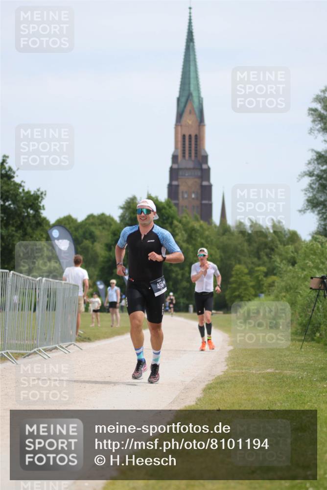 22.06.2025 - Viking Triathlon H.Heesch http://msf.ph/oto/8101194 22.06.2025 12:55:10 Laufen 152, 381, 458 meine-sportfotos.de