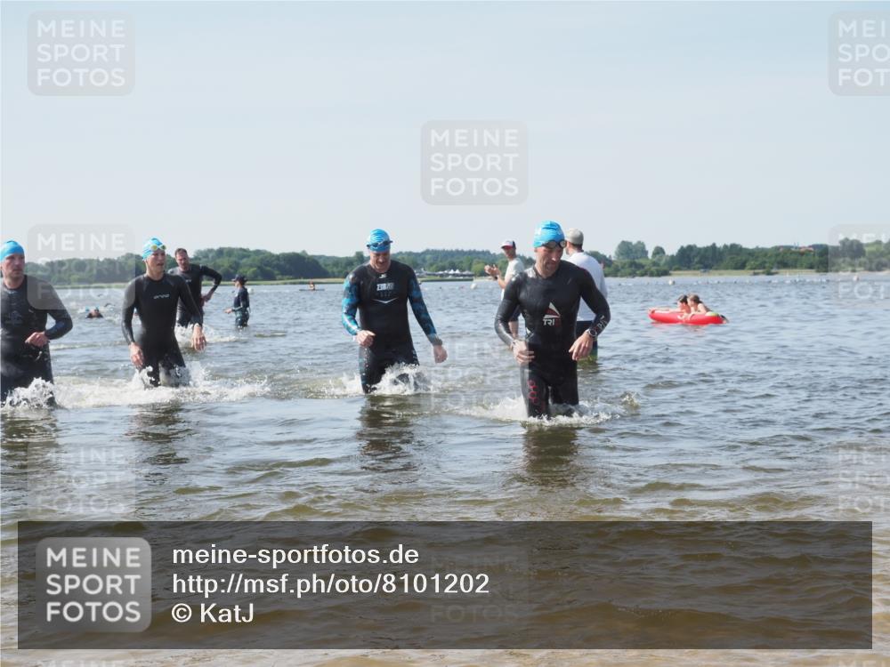 22.06.2025 - Viking Triathlon KatJ http://msf.ph/oto/8101202 22.06.2025 10:33:34 Schwimmen 5, 38, 255, 300, 304, 348, 382, 457, 522, 524 meine-sportfotos.de