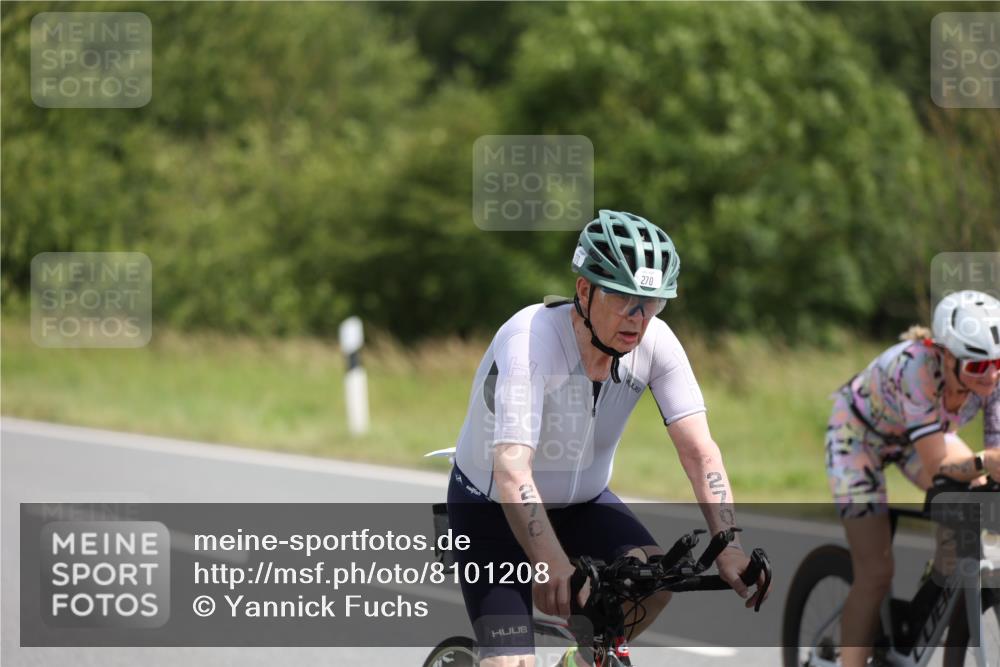 22.06.2025 - Viking Triathlon Yannick Fuchs http://msf.ph/oto/8101208 22.06.2025 12:04:32 Radfahren 175, 233, 270, 296, 399, 412, 430, 533 meine-sportfotos.de
