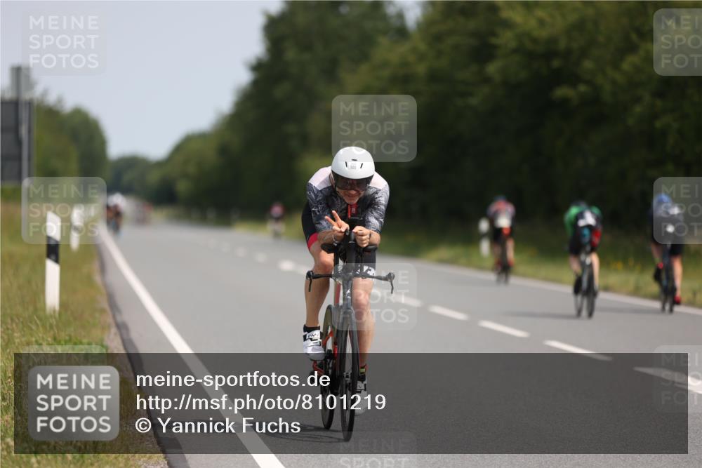 22.06.2025 - Viking Triathlon Yannick Fuchs http://msf.ph/oto/8101219 22.06.2025 11:25:36 Radfahren 9, 52, 195, 286, 401, 500, 534 meine-sportfotos.de