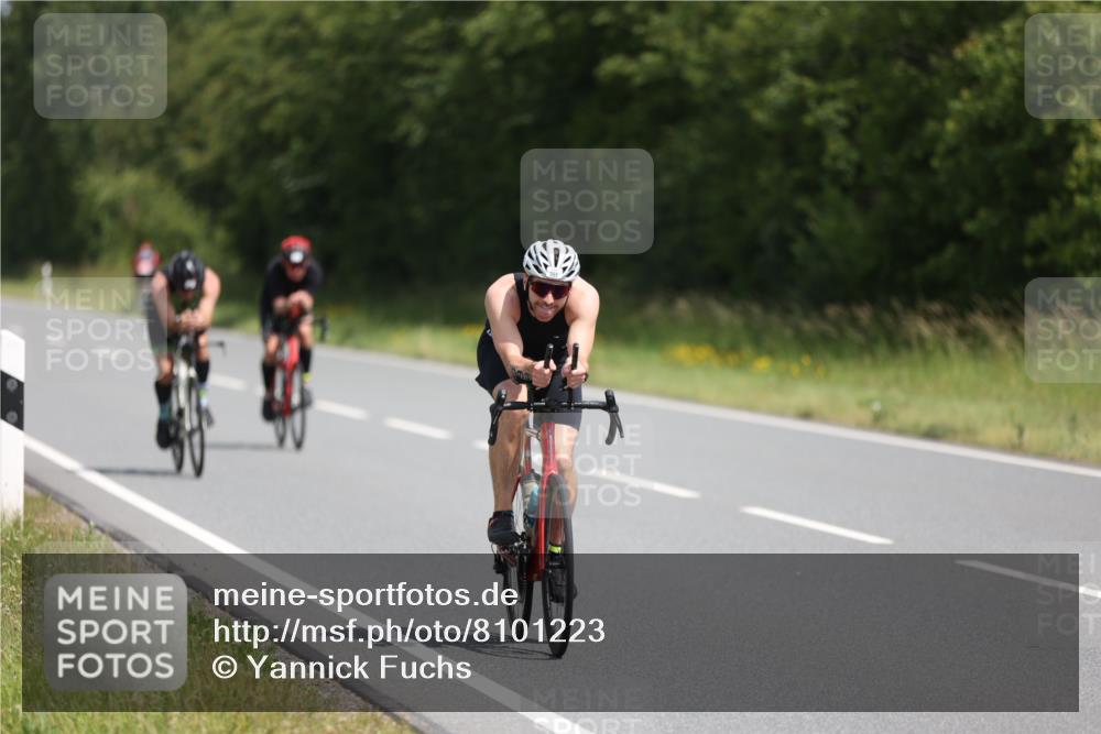 22.06.2025 - Viking Triathlon Yannick Fuchs http://msf.ph/oto/8101223 22.06.2025 12:04:34 Radfahren 15, 175, 270, 296, 399, 412, 430, 533 meine-sportfotos.de