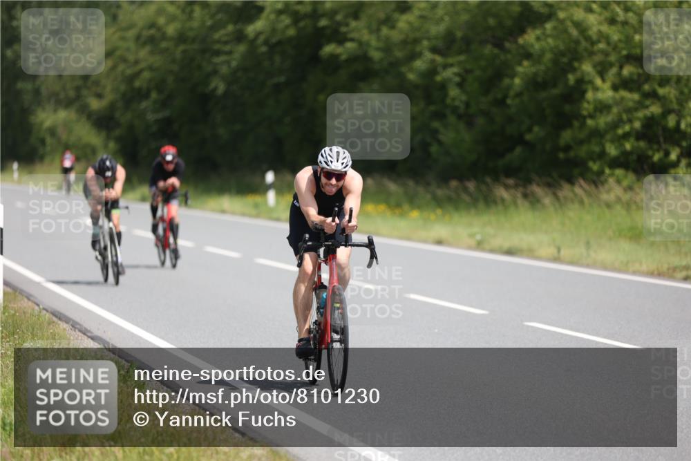 22.06.2025 - Viking Triathlon Yannick Fuchs http://msf.ph/oto/8101230 22.06.2025 12:04:34 Radfahren 15, 175, 270, 296, 399, 412, 430, 533 meine-sportfotos.de