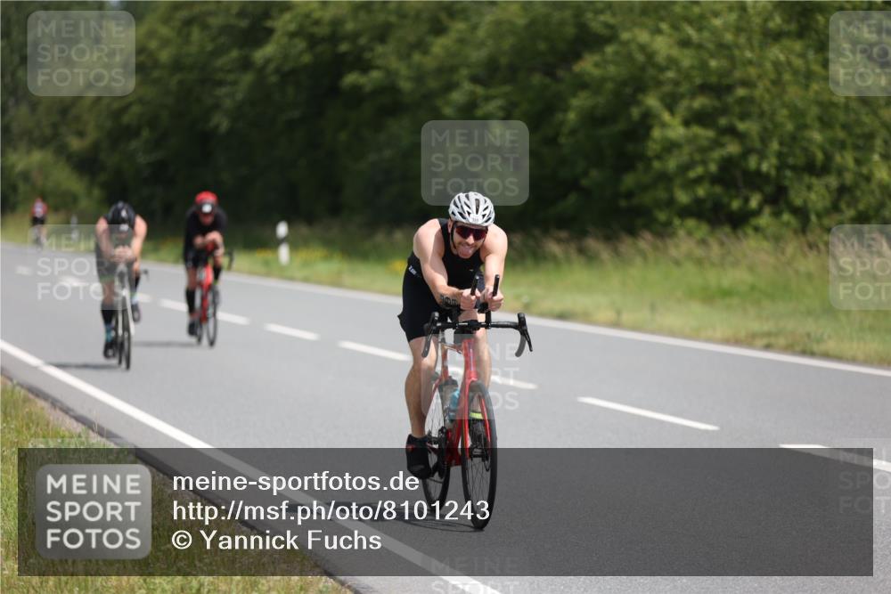 22.06.2025 - Viking Triathlon Yannick Fuchs http://msf.ph/oto/8101243 22.06.2025 12:04:34 Radfahren 15, 175, 270, 296, 399, 412, 430, 533 meine-sportfotos.de