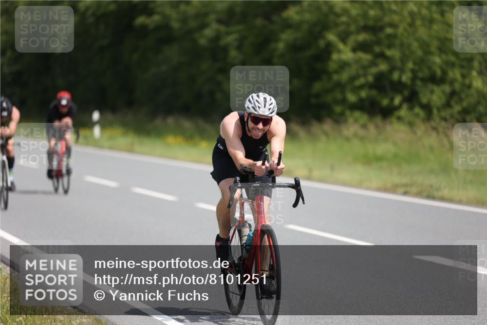 22.06.2025 - Viking Triathlon Yannick Fuchs http://msf.ph/oto/8101251 22.06.2025 12:04:35 Radfahren 15, 175, 270, 296, 399, 412, 430, 533 meine-sportfotos.de