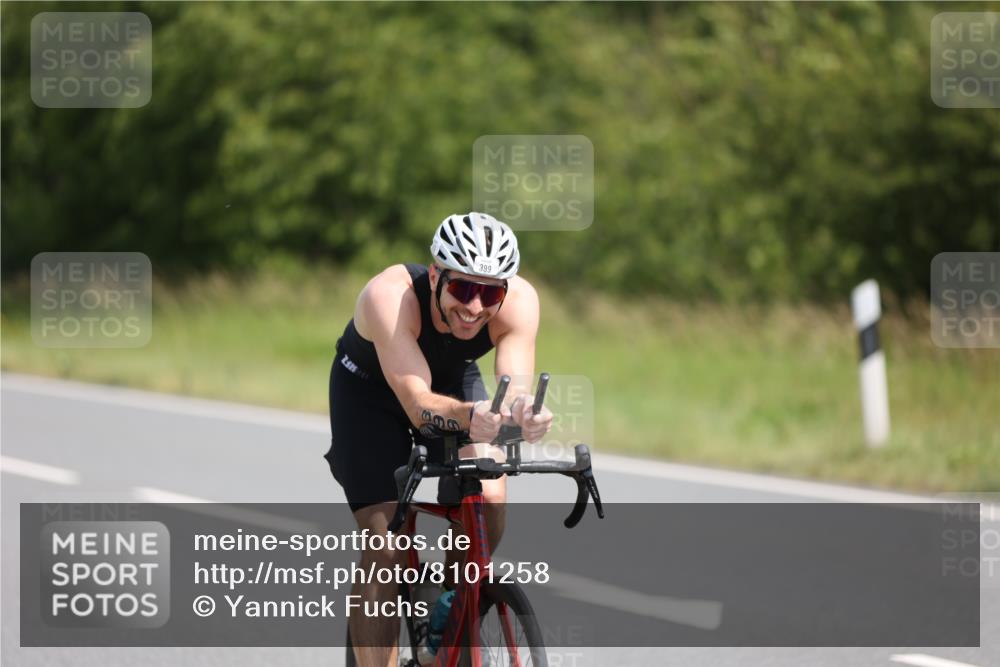 22.06.2025 - Viking Triathlon Yannick Fuchs http://msf.ph/oto/8101258 22.06.2025 12:04:35 Radfahren 15, 175, 270, 296, 399, 412, 430, 533 meine-sportfotos.de