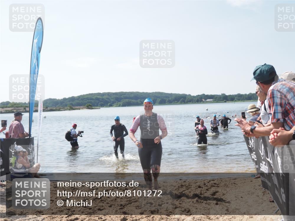 22.06.2025 - Viking Triathlon MichiJ http://msf.ph/oto/8101272 22.06.2025 10:45:25 Schwimmen 68, 102, 108, 466, 503, 605 meine-sportfotos.de