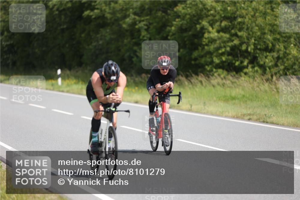22.06.2025 - Viking Triathlon Yannick Fuchs http://msf.ph/oto/8101279 22.06.2025 12:04:36 Radfahren 15, 175, 270, 296, 399, 412, 430, 533, 554 meine-sportfotos.de