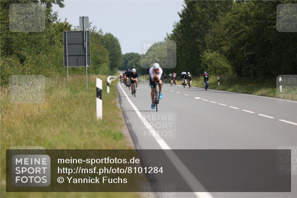 22.06.2025 - Viking Triathlon Yannick Fuchs http://msf.ph/oto/8101284 22.06.2025 11:25:46 Radfahren 52, 286, 295, 475 meine-sportfotos.de