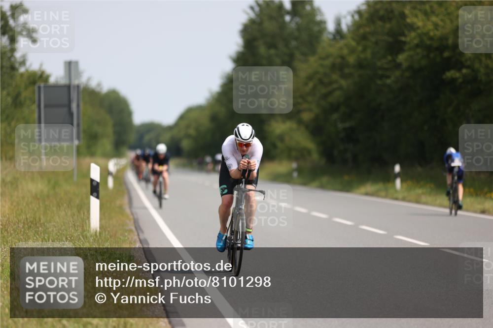 22.06.2025 - Viking Triathlon Yannick Fuchs http://msf.ph/oto/8101298 22.06.2025 11:25:48 Radfahren 52, 295, 344, 475 meine-sportfotos.de