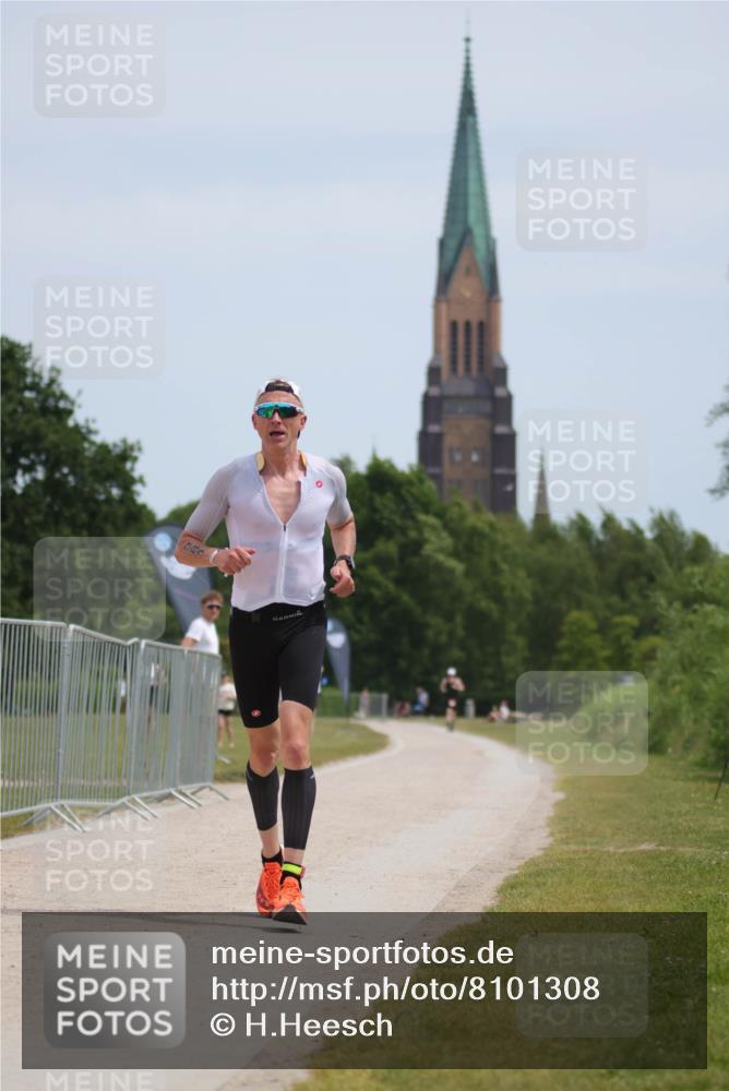 22.06.2025 - Viking Triathlon H.Heesch http://msf.ph/oto/8101308 22.06.2025 12:55:15 Laufen 381, 458 meine-sportfotos.de