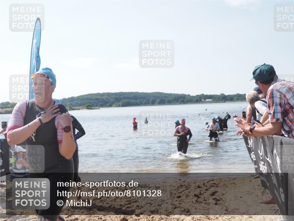 22.06.2025 - Viking Triathlon MichiJ http://msf.ph/oto/8101328 22.06.2025 10:45:28 Schwimmen 68, 102, 108, 197, 466, 605 meine-sportfotos.de