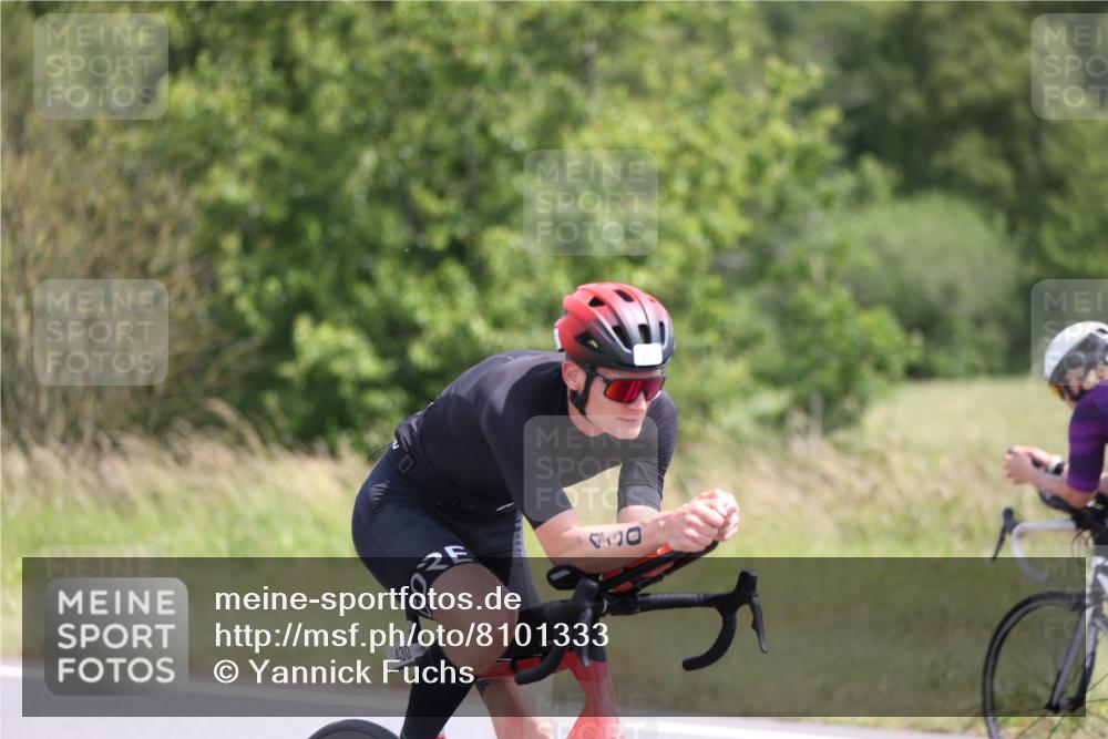 22.06.2025 - Viking Triathlon Yannick Fuchs http://msf.ph/oto/8101333 22.06.2025 12:04:38 Radfahren 15, 296, 362, 385, 399, 412, 430, 533, 554 meine-sportfotos.de