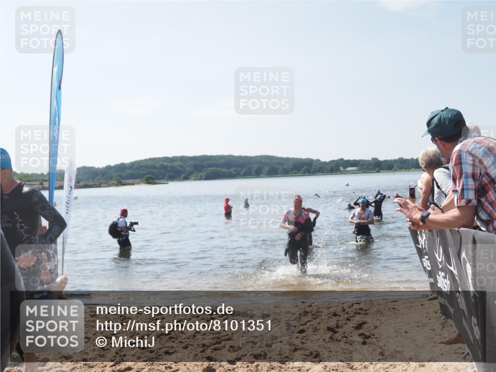 22.06.2025 - Viking Triathlon MichiJ http://msf.ph/oto/8101351 22.06.2025 10:45:29 Schwimmen 68, 102, 108, 197, 466, 605 meine-sportfotos.de