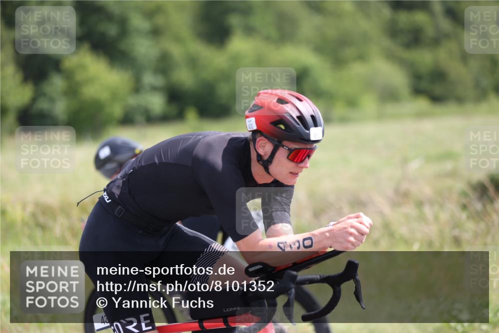 22.06.2025 - Viking Triathlon Yannick Fuchs http://msf.ph/oto/8101352 22.06.2025 12:04:38 Radfahren 15, 296, 362, 385, 399, 412, 430, 533, 554 meine-sportfotos.de