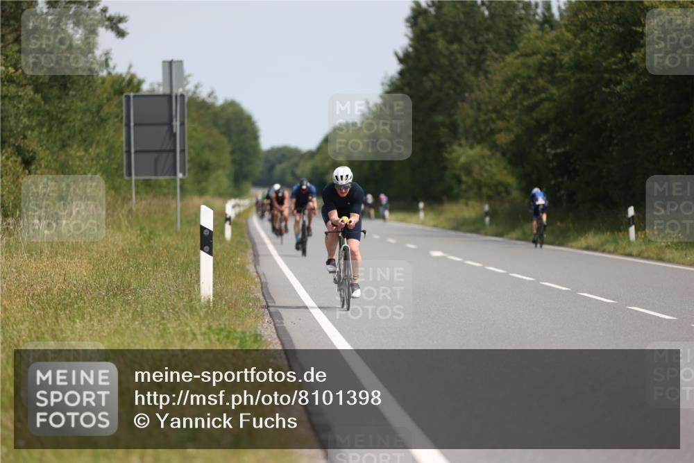 22.06.2025 - Viking Triathlon Yannick Fuchs http://msf.ph/oto/8101398 22.06.2025 11:25:51 Radfahren 295, 325, 344, 451, 475, 499 meine-sportfotos.de