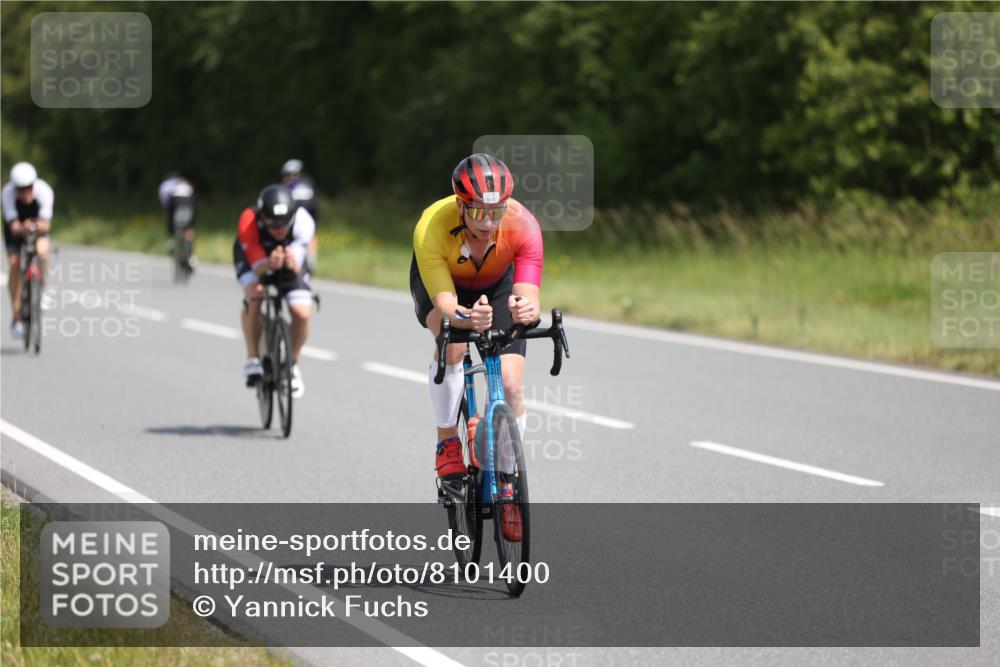 22.06.2025 - Viking Triathlon Yannick Fuchs http://msf.ph/oto/8101400 22.06.2025 12:04:45 Radfahren 9, 15, 26, 80, 101, 272, 299, 362, 385, 496, 554 meine-sportfotos.de