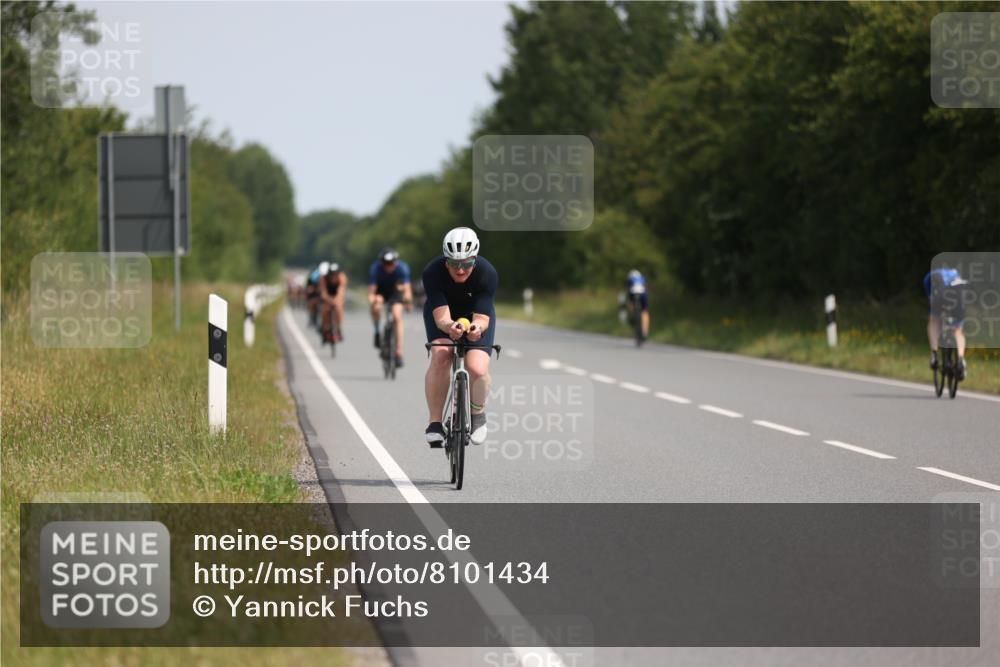 22.06.2025 - Viking Triathlon Yannick Fuchs http://msf.ph/oto/8101434 22.06.2025 11:25:52 Radfahren 295, 325, 344, 451, 475, 499 meine-sportfotos.de