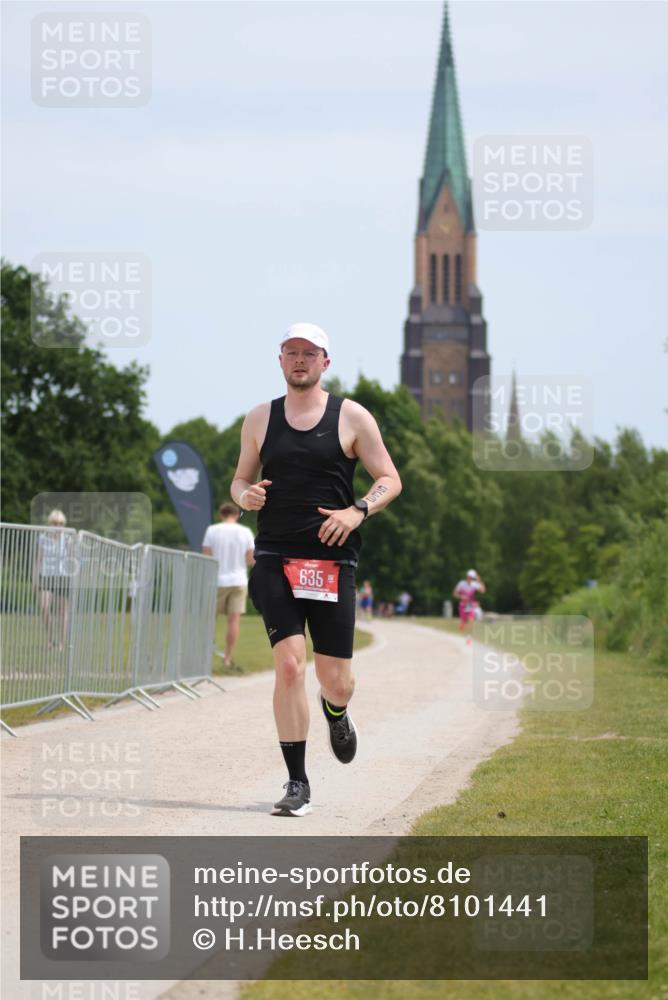 22.06.2025 - Viking Triathlon H.Heesch http://msf.ph/oto/8101441 22.06.2025 12:55:41 Laufen 635 meine-sportfotos.de