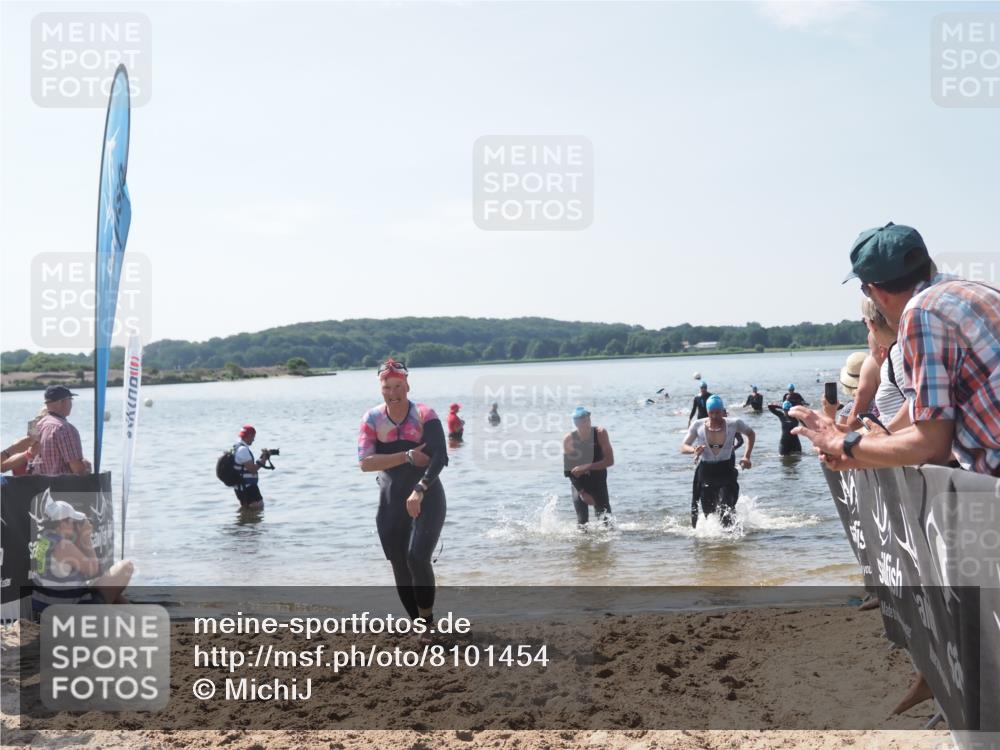 22.06.2025 - Viking Triathlon MichiJ http://msf.ph/oto/8101454 22.06.2025 10:45:32 Schwimmen 102, 108, 197, 466, 519, 605 meine-sportfotos.de