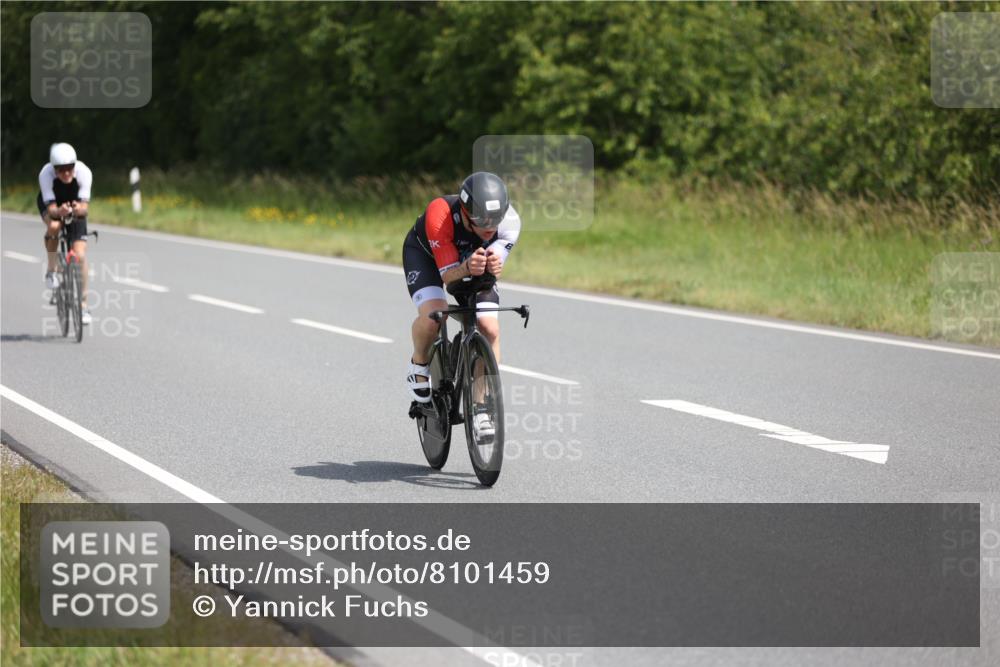 22.06.2025 - Viking Triathlon Yannick Fuchs http://msf.ph/oto/8101459 22.06.2025 12:04:46 Radfahren 9, 15, 26, 80, 101, 272, 299, 362, 385, 496, 554 meine-sportfotos.de