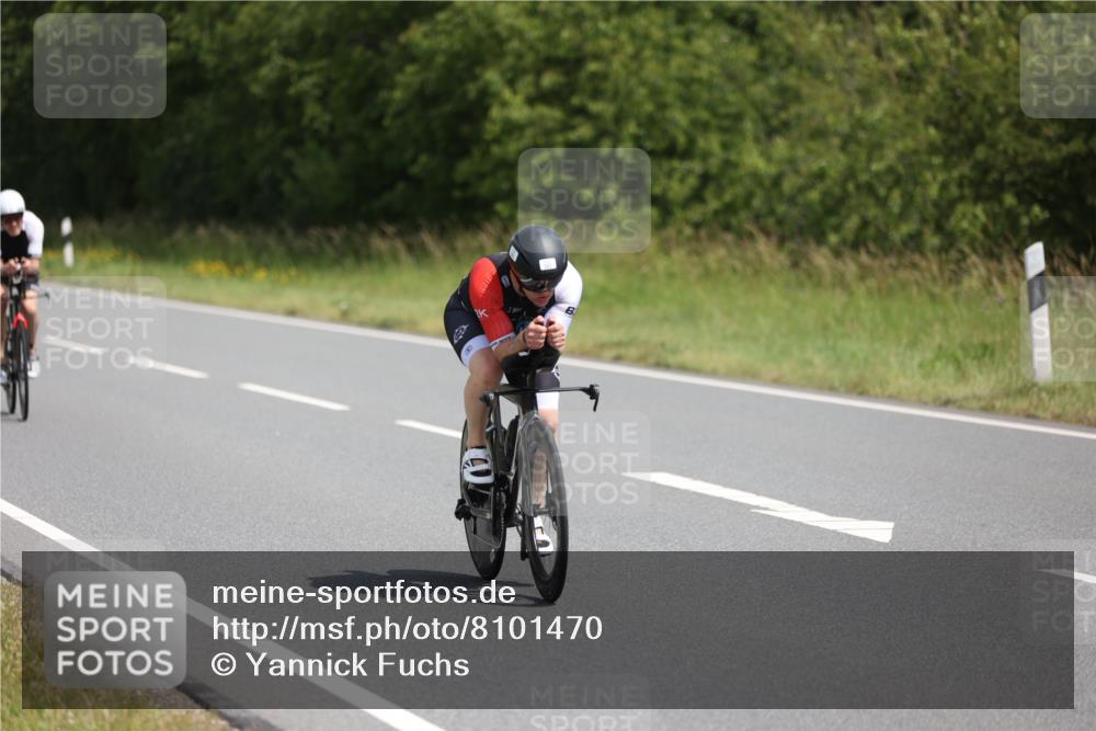 22.06.2025 - Viking Triathlon Yannick Fuchs http://msf.ph/oto/8101470 22.06.2025 12:04:46 Radfahren 9, 15, 26, 80, 101, 272, 299, 362, 385, 496, 554 meine-sportfotos.de