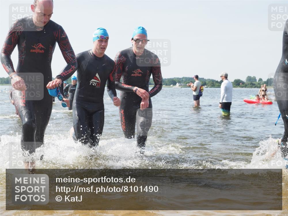 22.06.2025 - Viking Triathlon KatJ http://msf.ph/oto/8101490 22.06.2025 10:33:46 Schwimmen 5, 50, 149, 184, 229, 242, 255, 304, 348, 349, 438, 457 meine-sportfotos.de