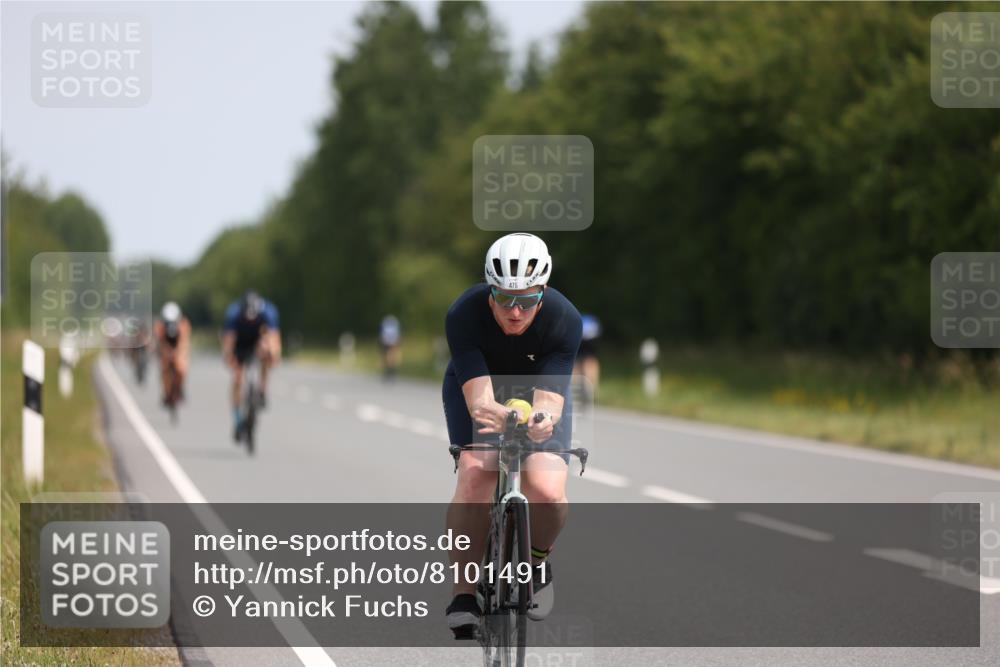 22.06.2025 - Viking Triathlon Yannick Fuchs http://msf.ph/oto/8101491 22.06.2025 11:25:54 Radfahren 117, 295, 325, 344, 451, 475, 499 meine-sportfotos.de