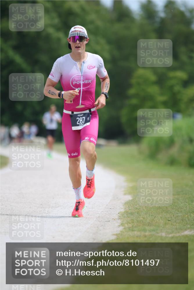 22.06.2025 - Viking Triathlon H.Heesch http://msf.ph/oto/8101497 22.06.2025 12:55:54 Laufen 287 meine-sportfotos.de