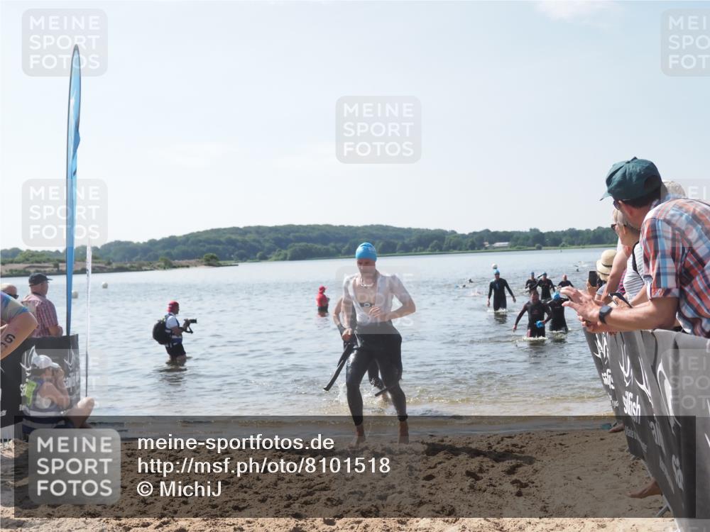 22.06.2025 - Viking Triathlon MichiJ http://msf.ph/oto/8101518 22.06.2025 10:45:34 Schwimmen 102, 108, 197, 466, 519, 605 meine-sportfotos.de