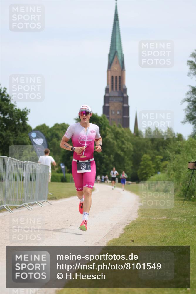 22.06.2025 - Viking Triathlon H.Heesch http://msf.ph/oto/8101549 22.06.2025 12:55:57 Laufen 287 meine-sportfotos.de