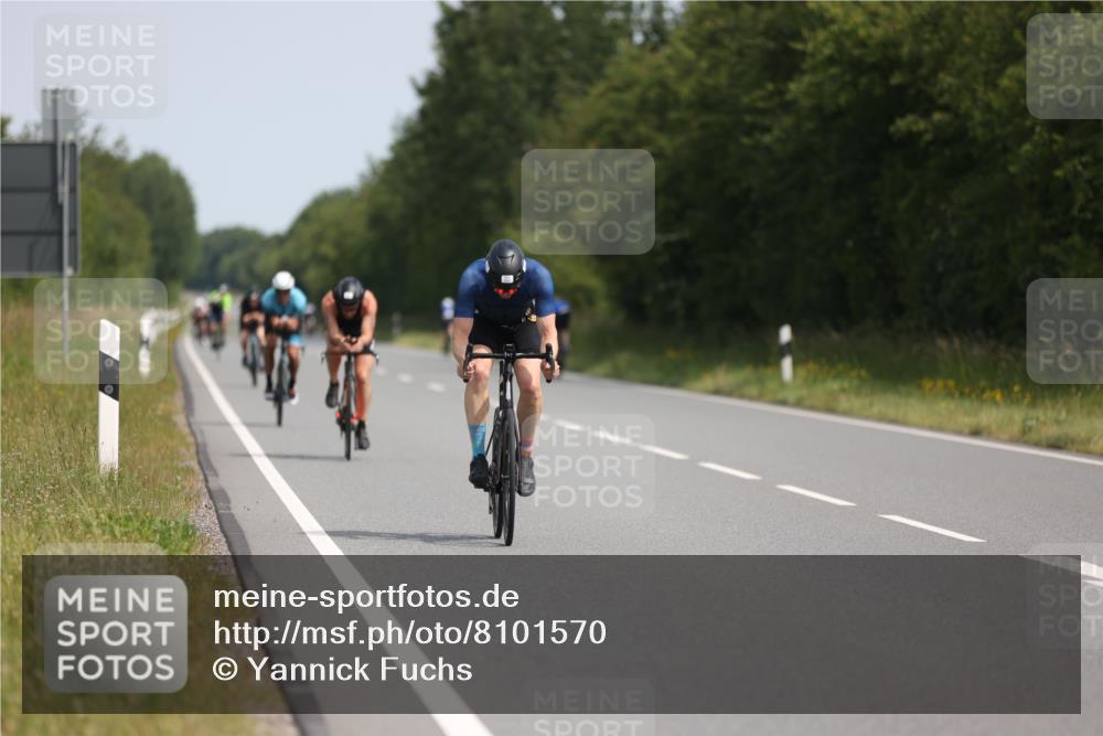 22.06.2025 - Viking Triathlon Yannick Fuchs http://msf.ph/oto/8101570 22.06.2025 11:25:56 Radfahren 117, 325, 344, 451, 475, 499 meine-sportfotos.de
