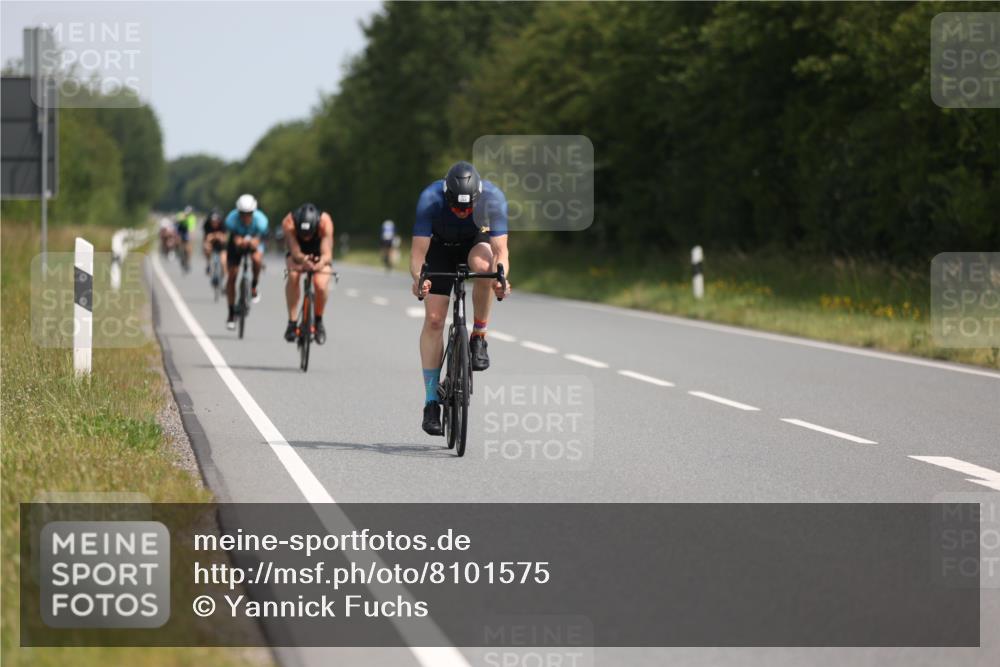 22.06.2025 - Viking Triathlon Yannick Fuchs http://msf.ph/oto/8101575 22.06.2025 11:25:56 Radfahren 117, 325, 344, 451, 475, 499 meine-sportfotos.de